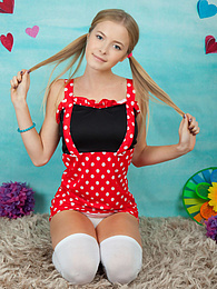 Find-Best-Teens.com presents: This gorgeous naked teen cock gobbler has plenty of fun with revealing her sweet tits and her hot smile