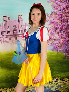 Teen Costume Galleries